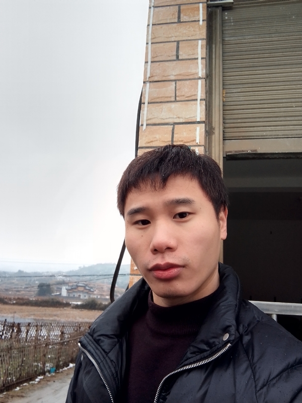 银色的羽翼的第一张照片--南平相亲服务中心