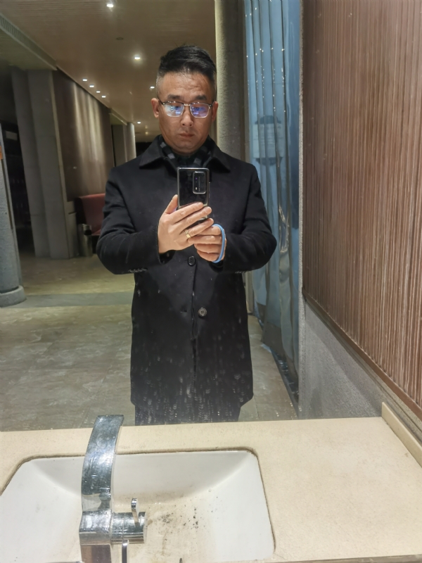 孤独尘埃的第一张照片--南平相亲服务中心