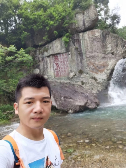 愿得一人心的第一张照片--南平相亲服务中心