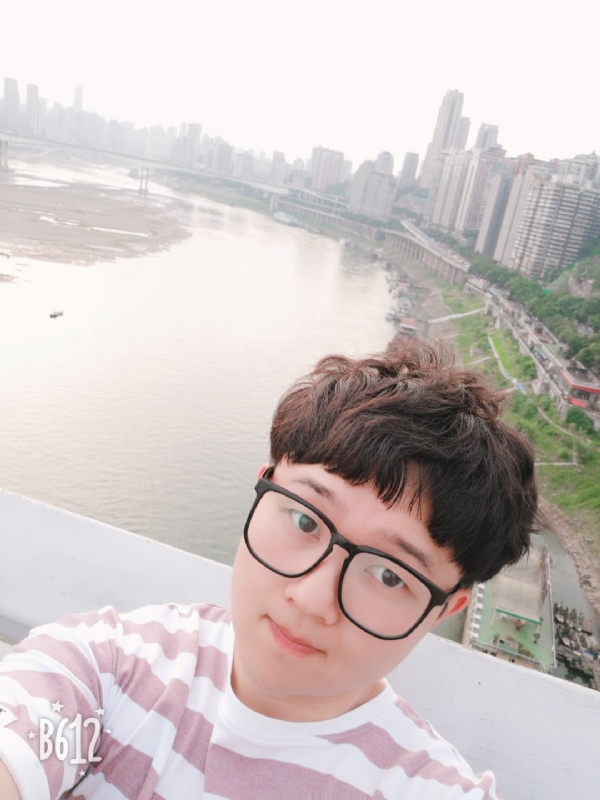 白夜行中人的第二张照片--南平相亲服务中心