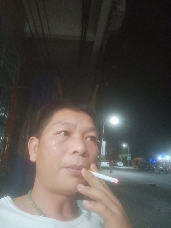 善解人意的第一张照片--南平相亲服务中心