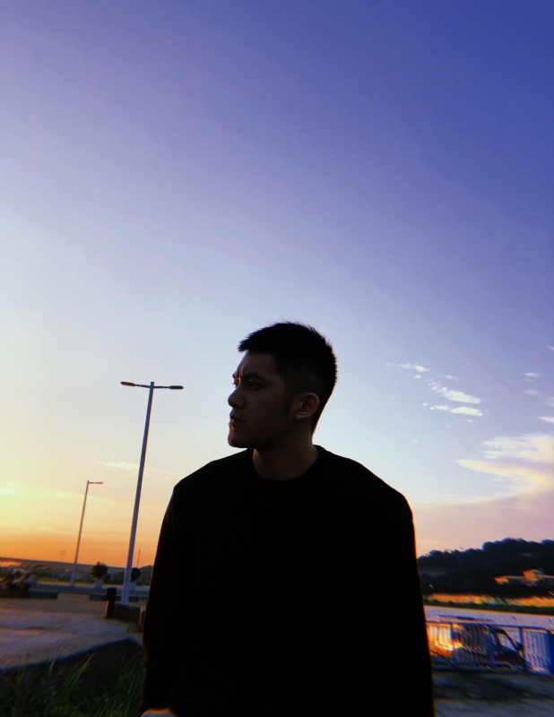 只抽半根煙的第二张照片--南平相亲服务中心