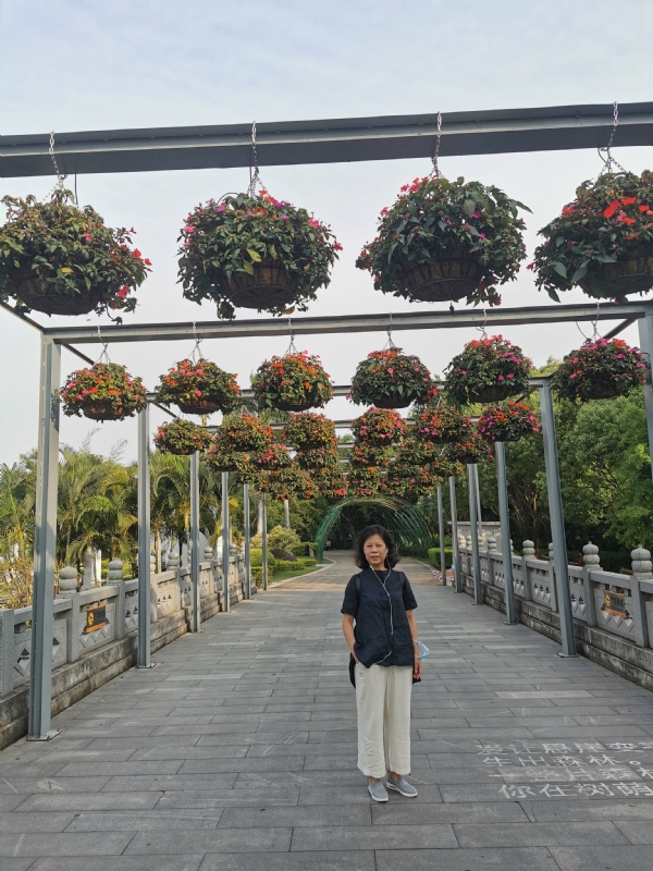 一叶知秋的第二张照片--南平相亲服务中心