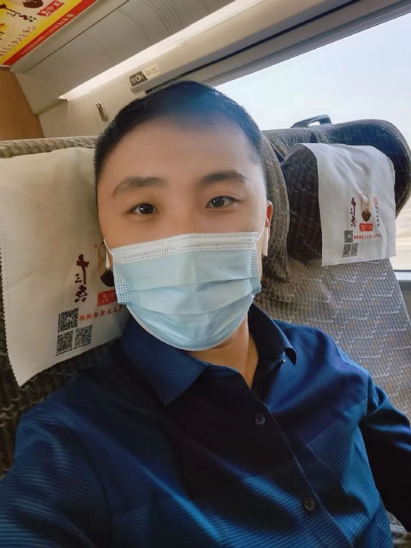 孤独的小屁猪的第二张照片--南平相亲服务中心