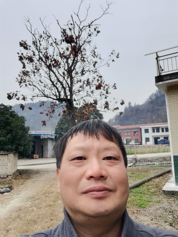 苏众青春冲浪的第一张照片--南平相亲服务中心