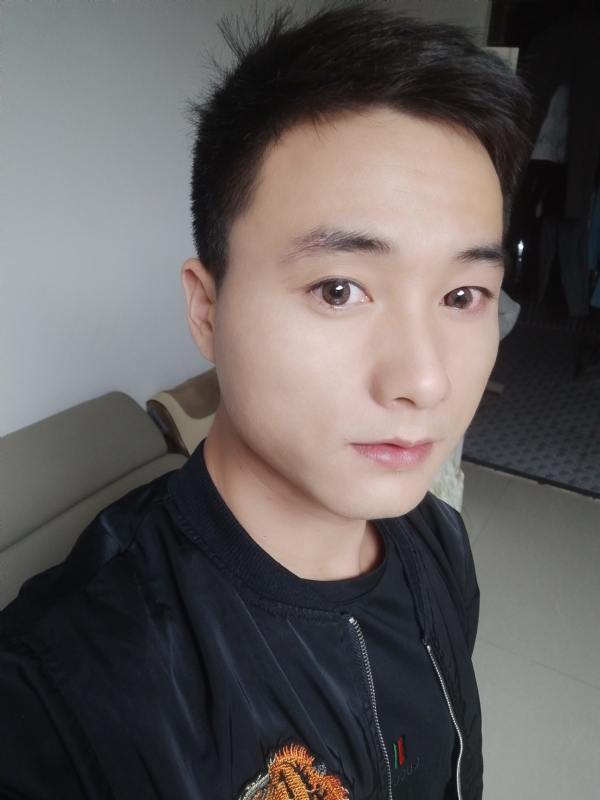 何凡的第三张照片--南平相亲服务中心