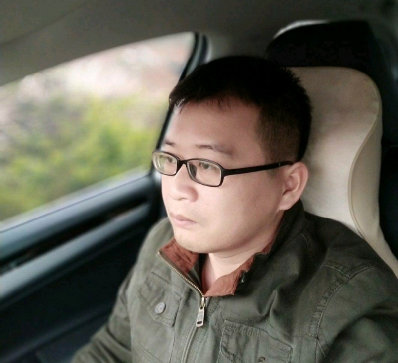 海风吹动你的心的第二张照片--南平相亲服务中心