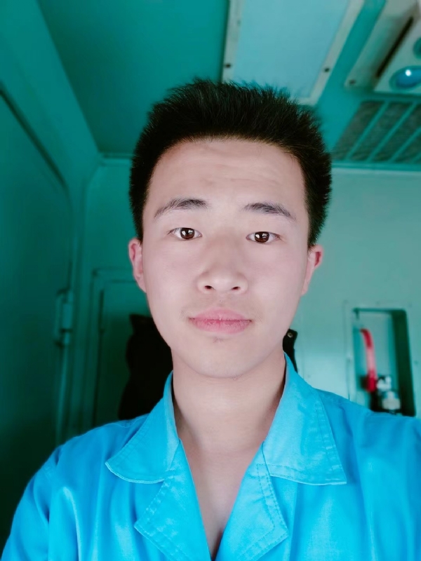 生而为人的第二张照片--南平相亲服务中心