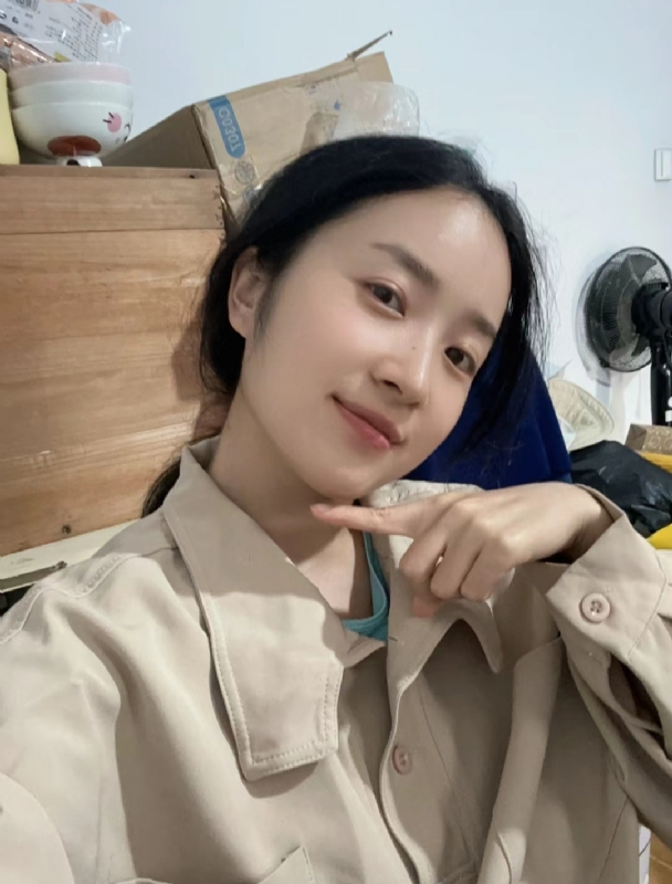 多喝热水的第二张照片--南平相亲服务中心