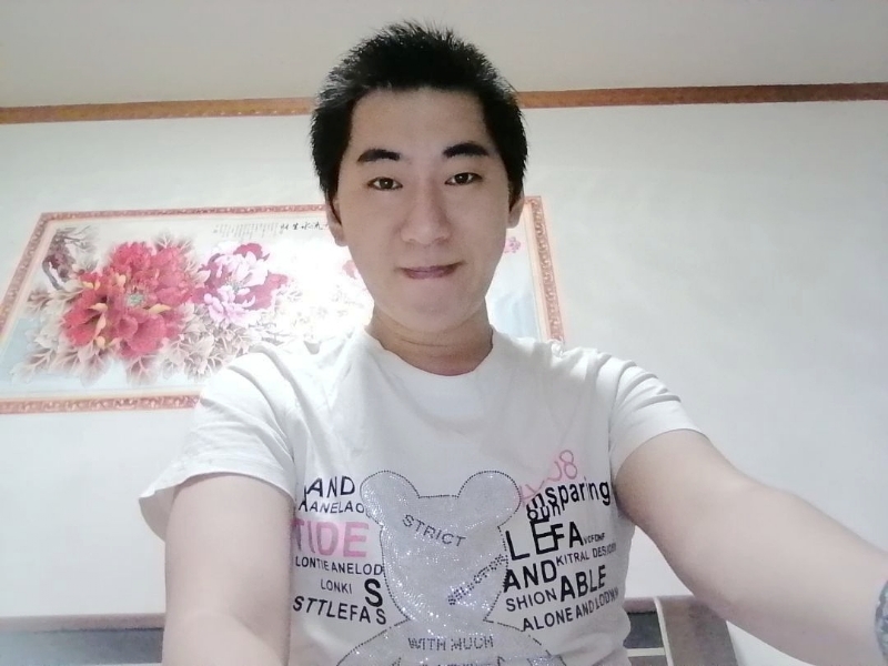 缘分天定的第一张照片--南平相亲服务中心