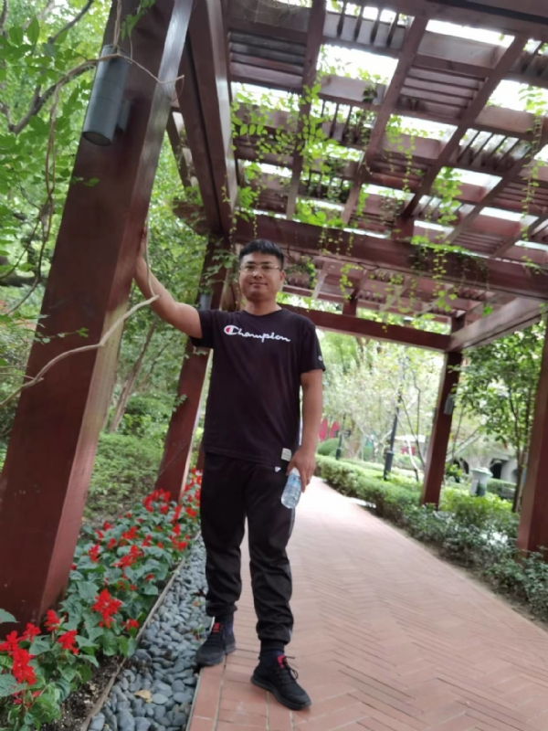 会飞的鱼的第一张照片--南平相亲服务中心