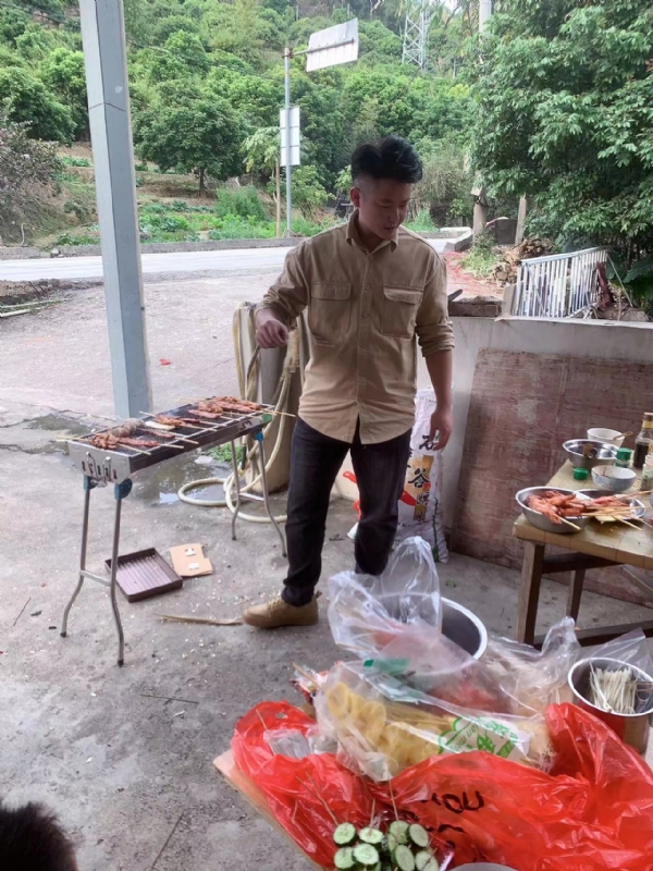 你黑我哟的第一张照片--南平相亲服务中心