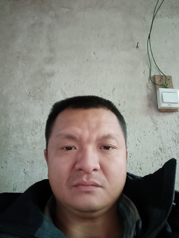 兰成龙的第三张照片--南平相亲服务中心