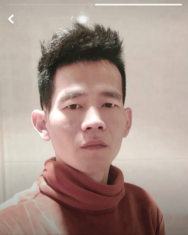 白了少年头的第一张照片--南平相亲服务中心