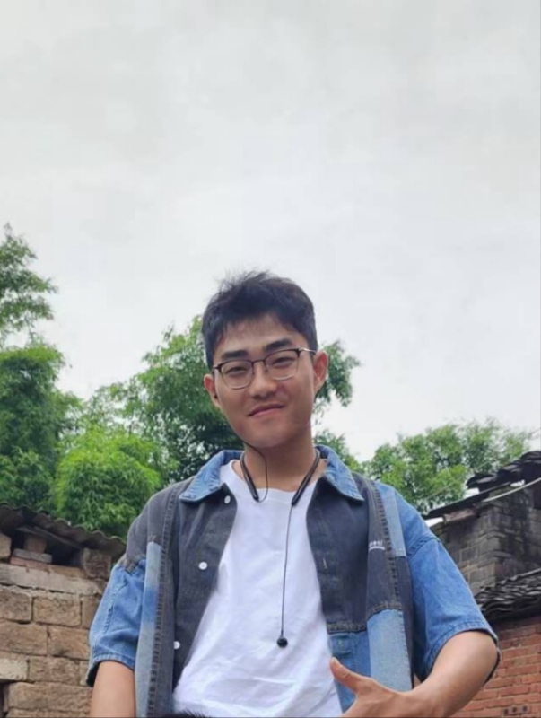 越努力越幸运的第一张照片--南平相亲服务中心