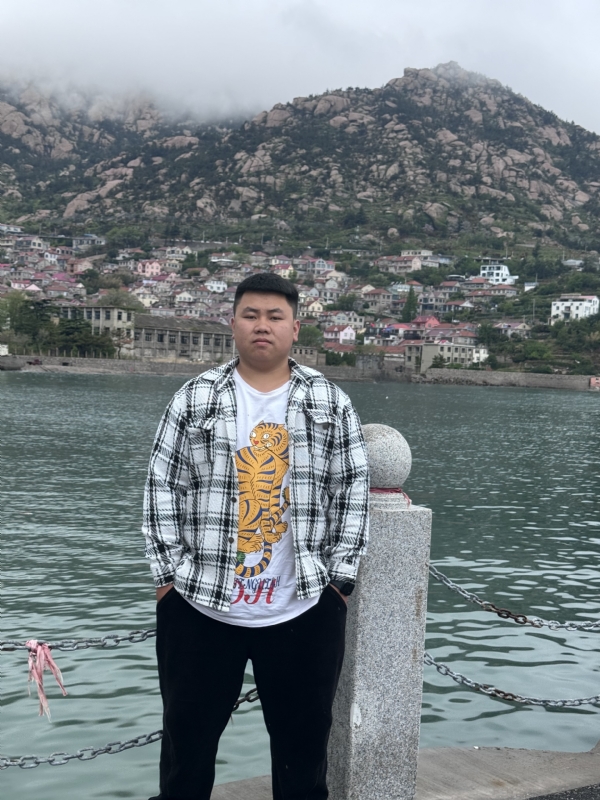 谨慎的第一张照片--南平相亲服务中心