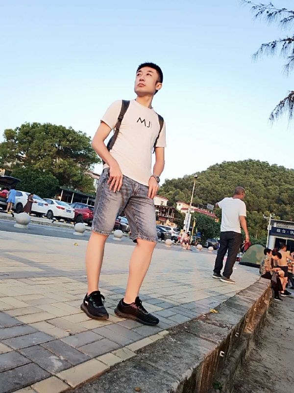 俊皓的第一张照片--南平相亲服务中心