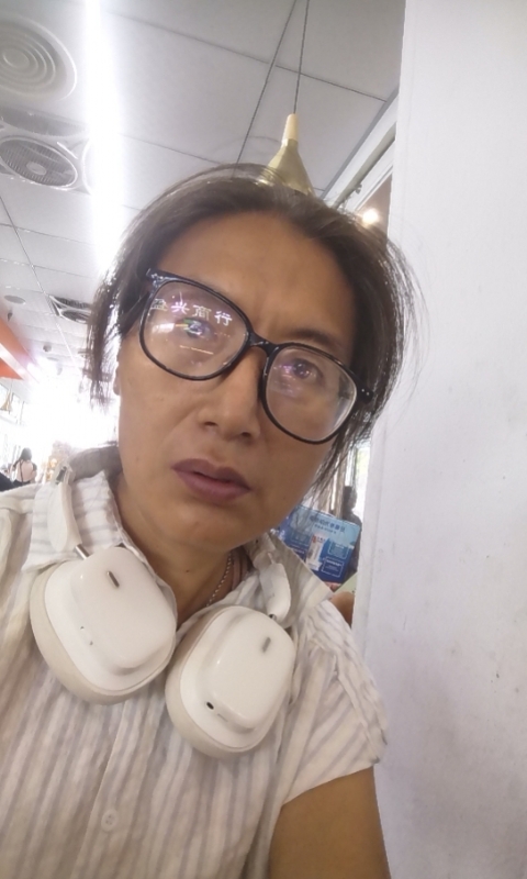 冬天的蔷薇的第三张照片--南平相亲服务中心