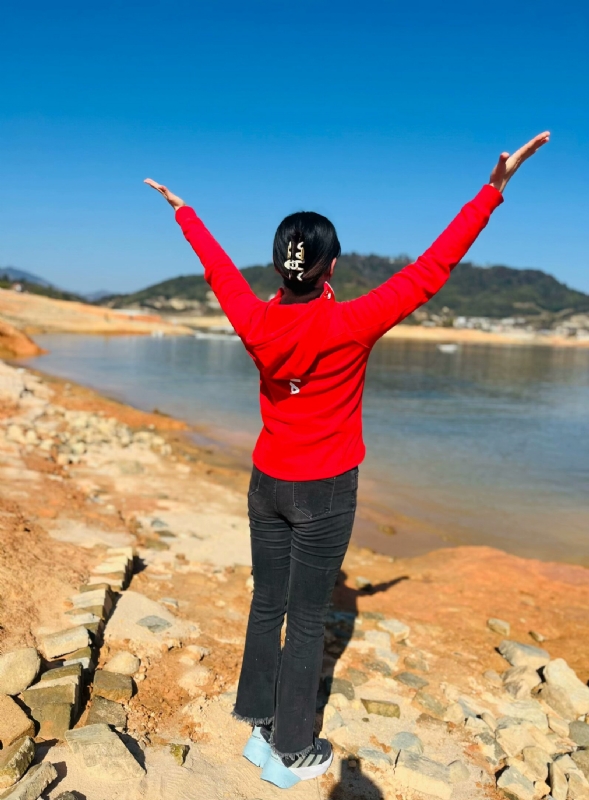 晚秋的第一张照片--南平相亲服务中心