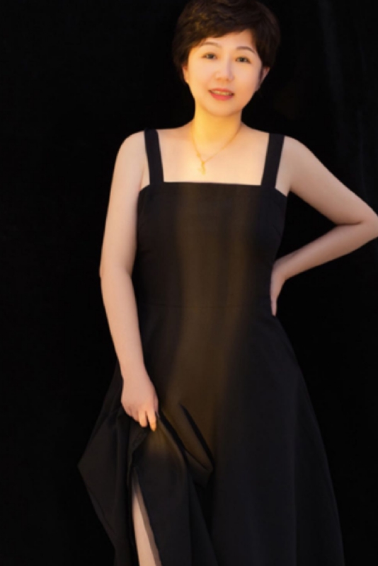 阿娜的第一张照片--南平相亲服务中心