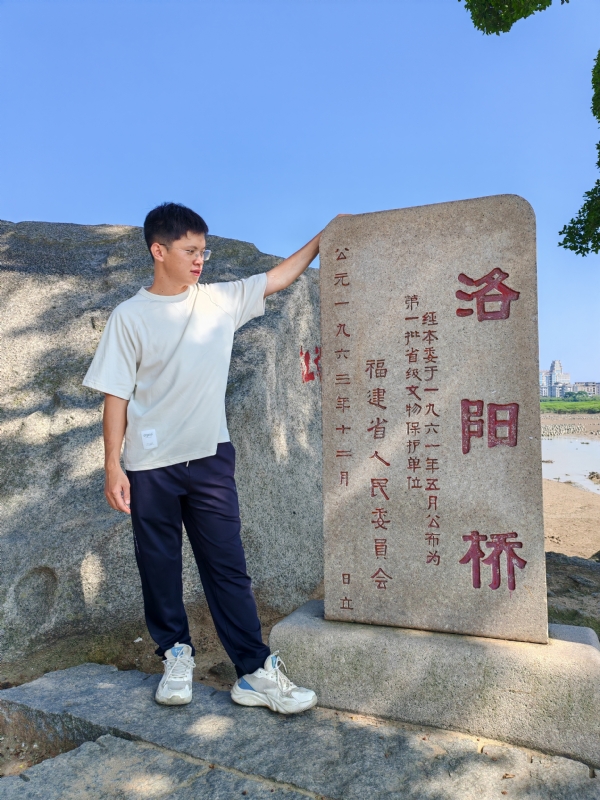 风尘的第一张照片--南平相亲服务中心