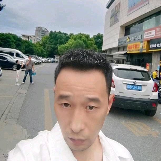 小林的第三张照片--南平相亲服务中心