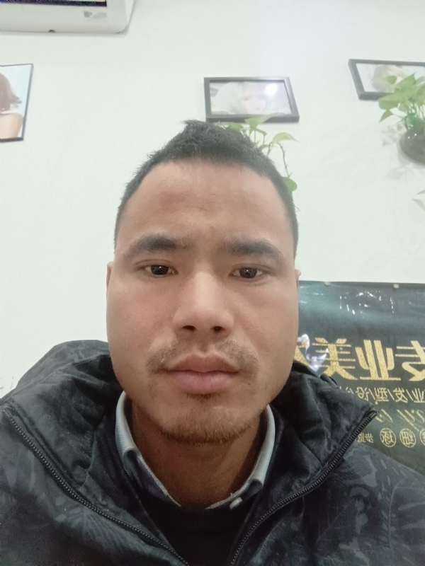 liuliyong的第一张照片--南平相亲服务中心