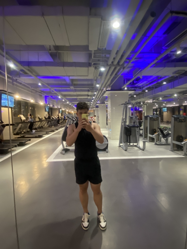 阿龙设计师的第六张照片--南平相亲服务中心