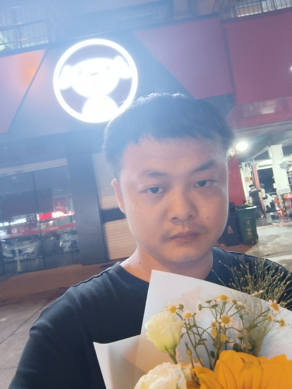 小陈的第一张照片--南平相亲服务中心