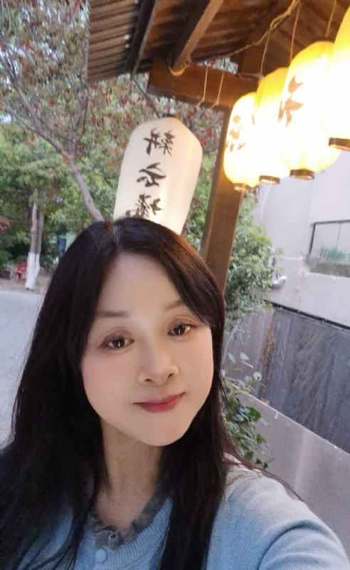 伊伊的第一张照片--南平相亲服务中心