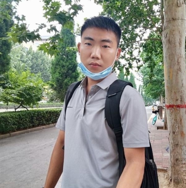 90年男征婚的第一张照片--南平相亲服务中心