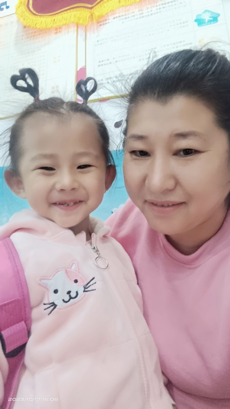 离异带俩娃的第一张照片--南平相亲服务中心