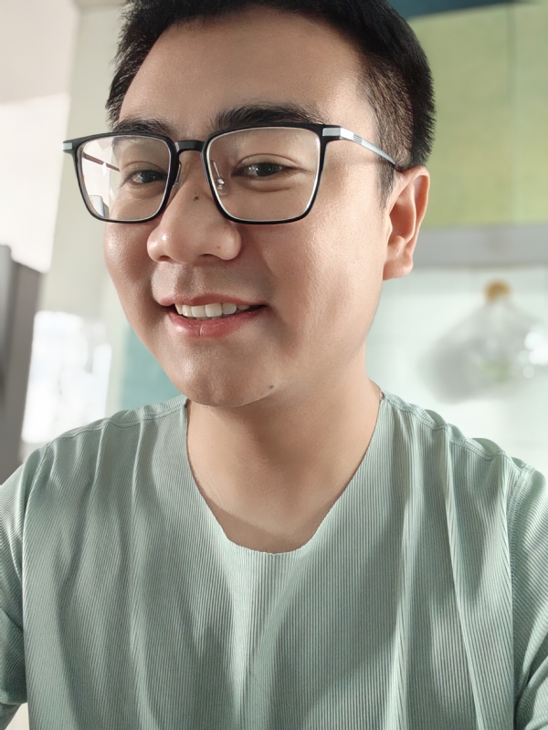 田田向上的第一张照片--南平相亲服务中心