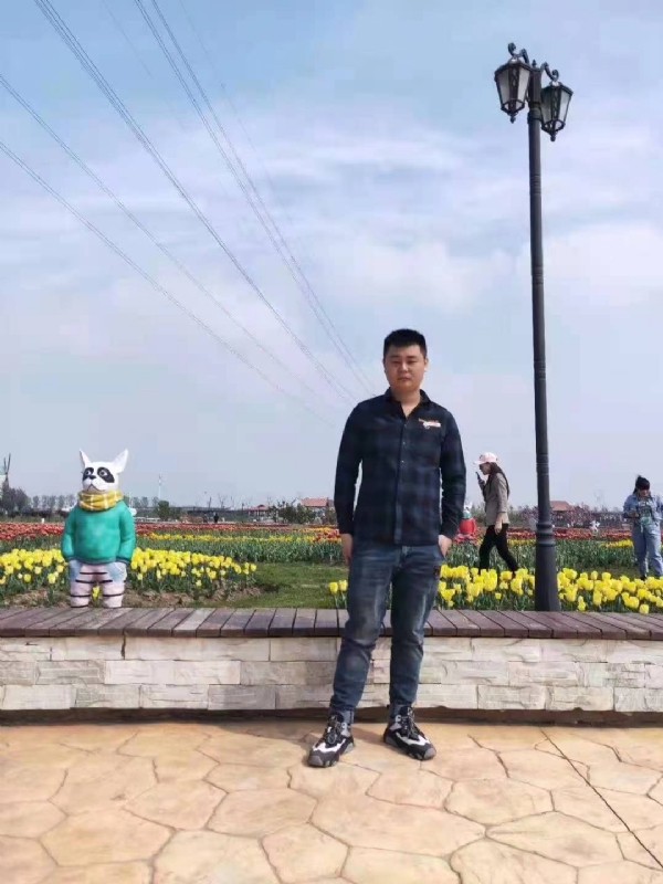 海阔天空的第一张照片--南平相亲服务中心