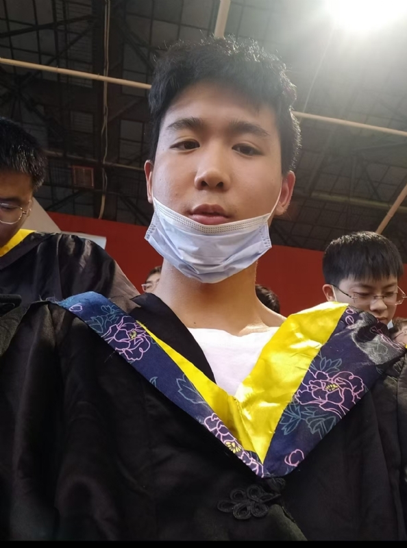 落落大方的第一张照片--南平相亲服务中心