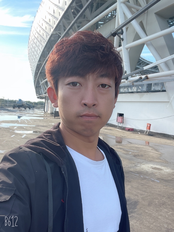 绅士大男孩的第一张照片--南平相亲服务中心