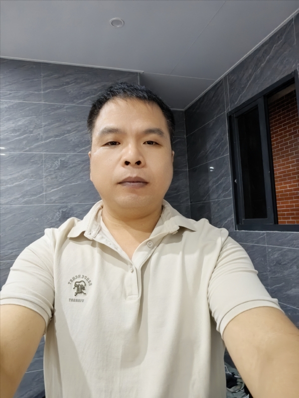 刘两水的第一张照片--南平相亲服务中心