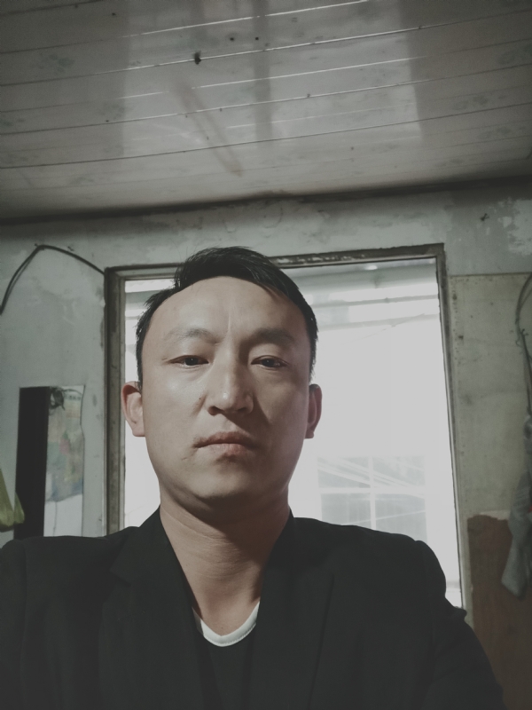 放弃爱你的第一张照片--南平相亲服务中心