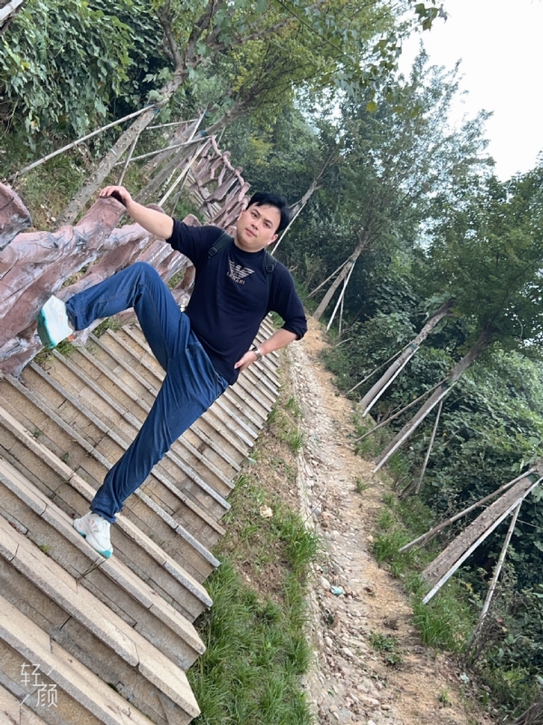 择一人白头偕老的第二张照片--南平相亲服务中心