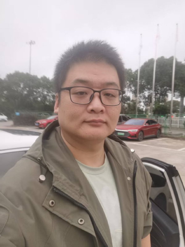 Russell的第一张照片--南平相亲服务中心