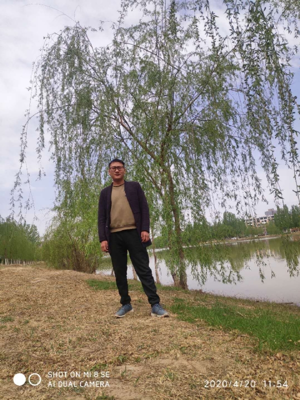 风中的烟头的第一张照片--南平相亲服务中心