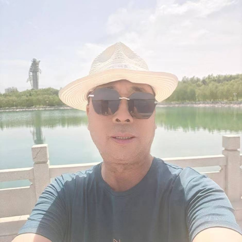 有钱人的第二张照片--南平相亲服务中心