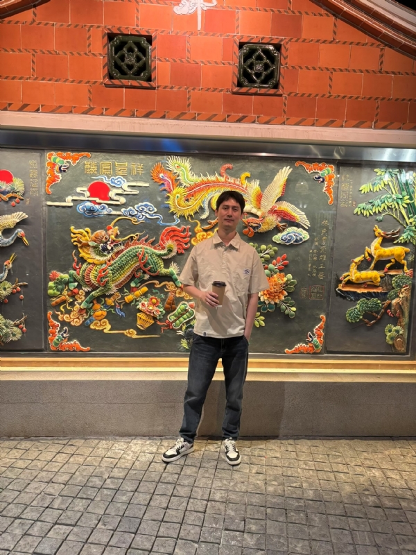 笙箫何的第一张照片--南平相亲服务中心