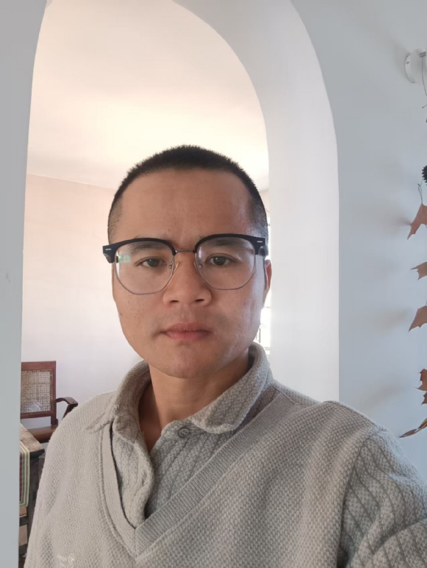 戴戴的第一张照片--南平相亲服务中心