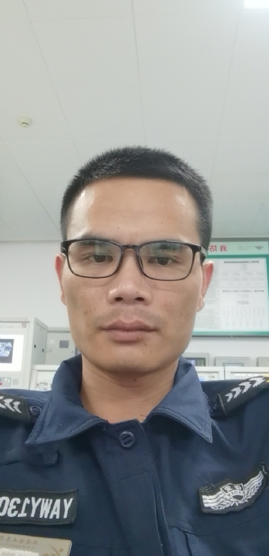 一直都在的第一张照片--南平相亲服务中心