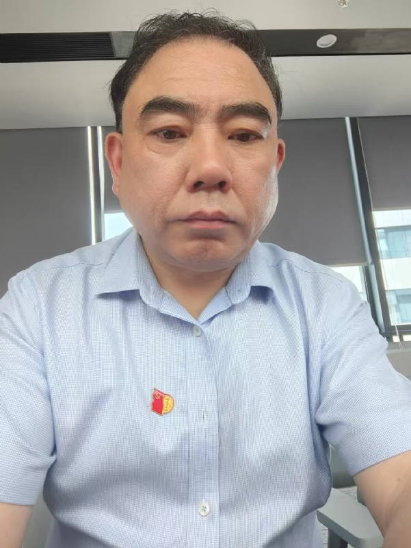 邹先生的第三张照片--南平相亲服务中心